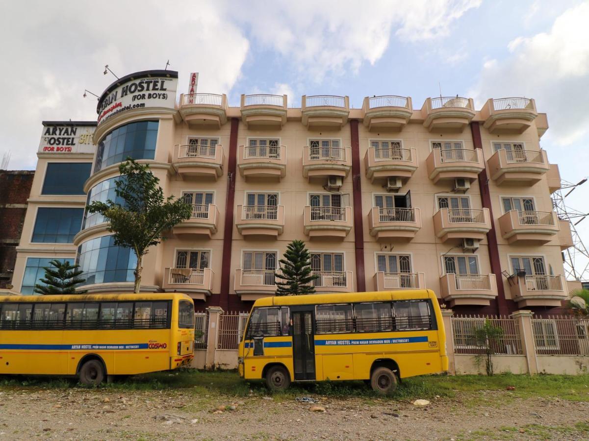 Spot On 82236 Aryan Home Stay Jhājra Exterior foto